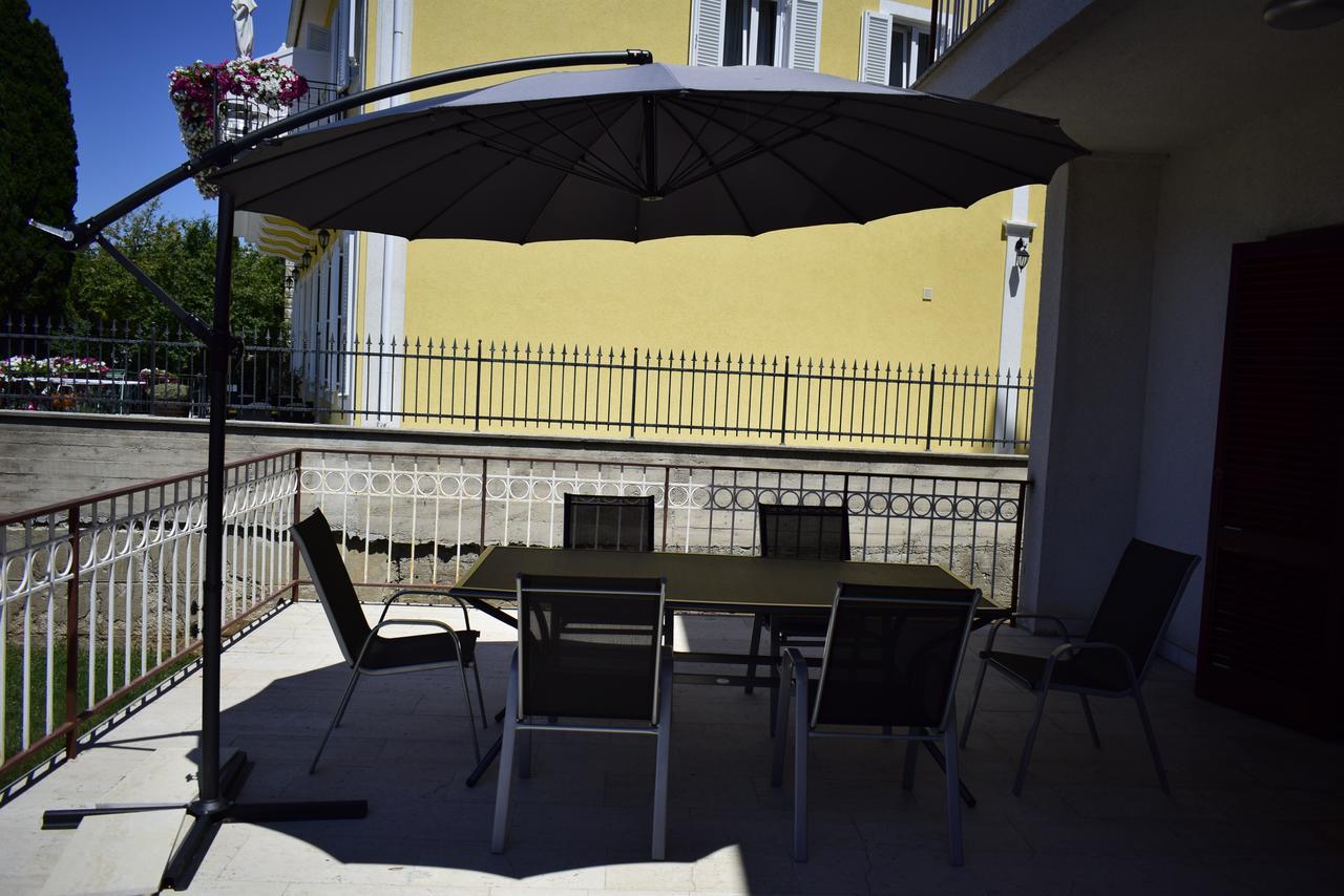 Apartment Faith Malinska Bagian luar foto