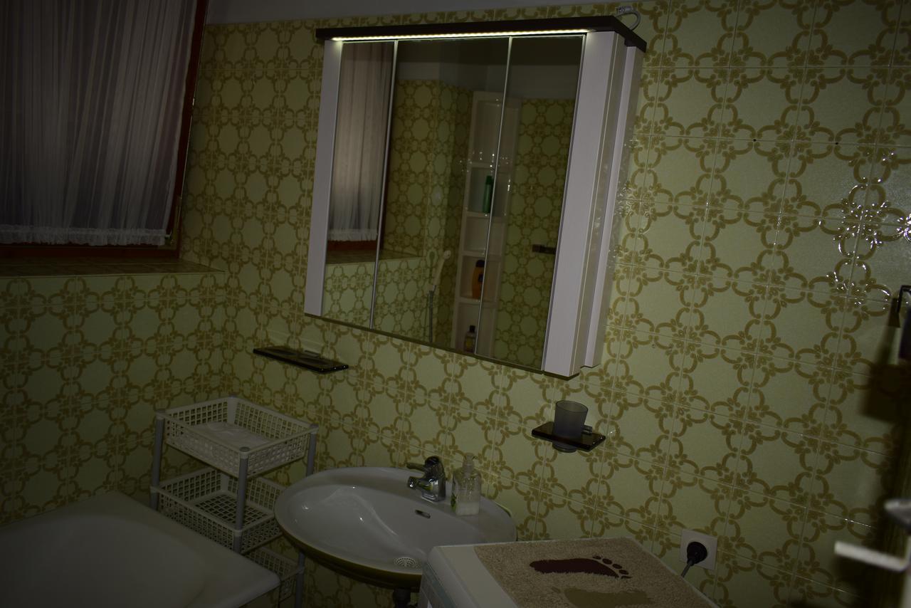Apartment Faith Malinska Bagian luar foto